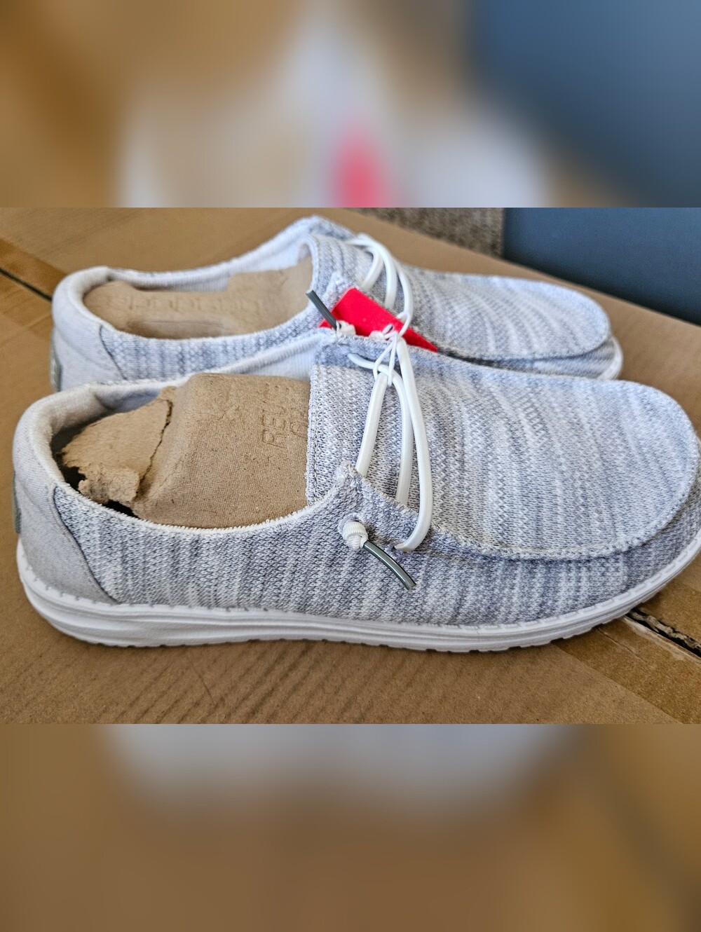 Ladies Sz 8 Hey Dudes